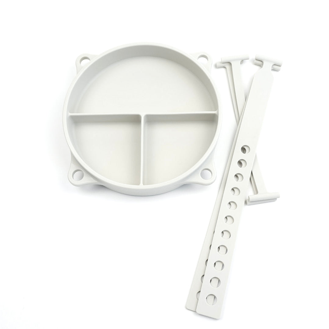 Barntallrik med sugpropp och spännband